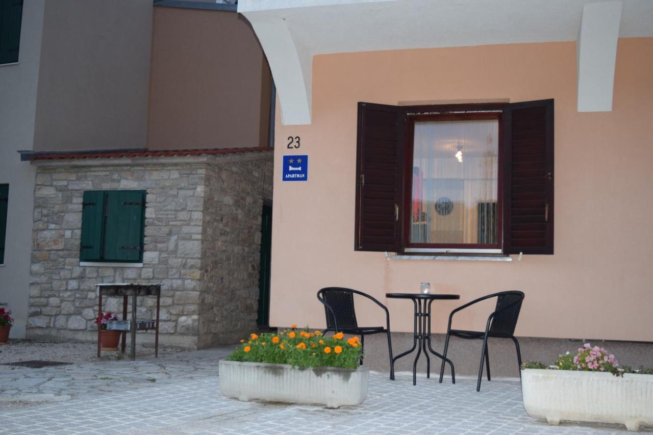 Apartman Nino Novigrad  Exterior photo